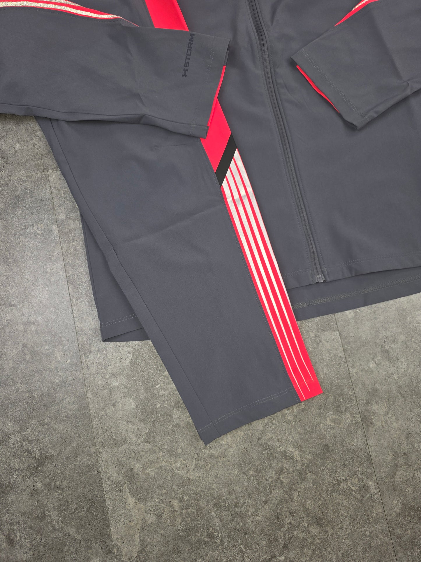 Under armour tracksuit