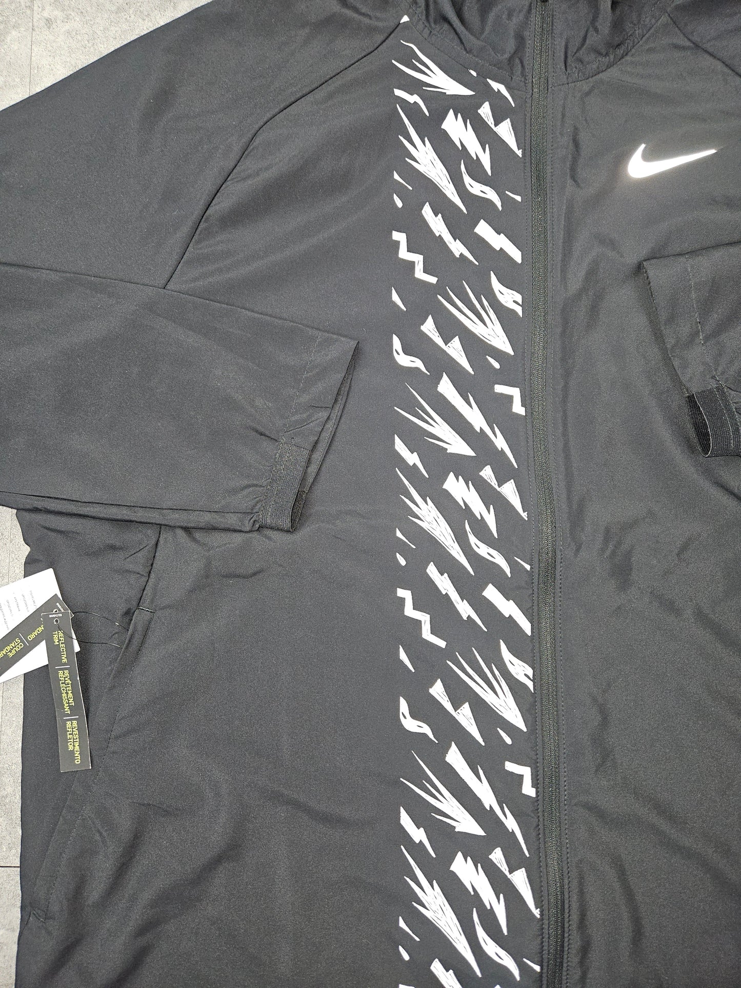 Nike bolt windrunner