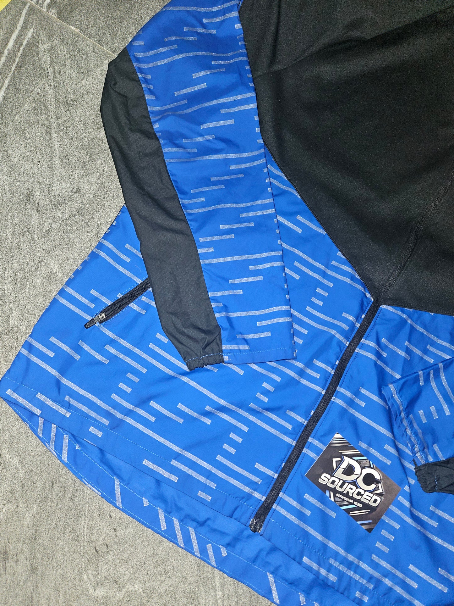 Nike blue run division windbreaker