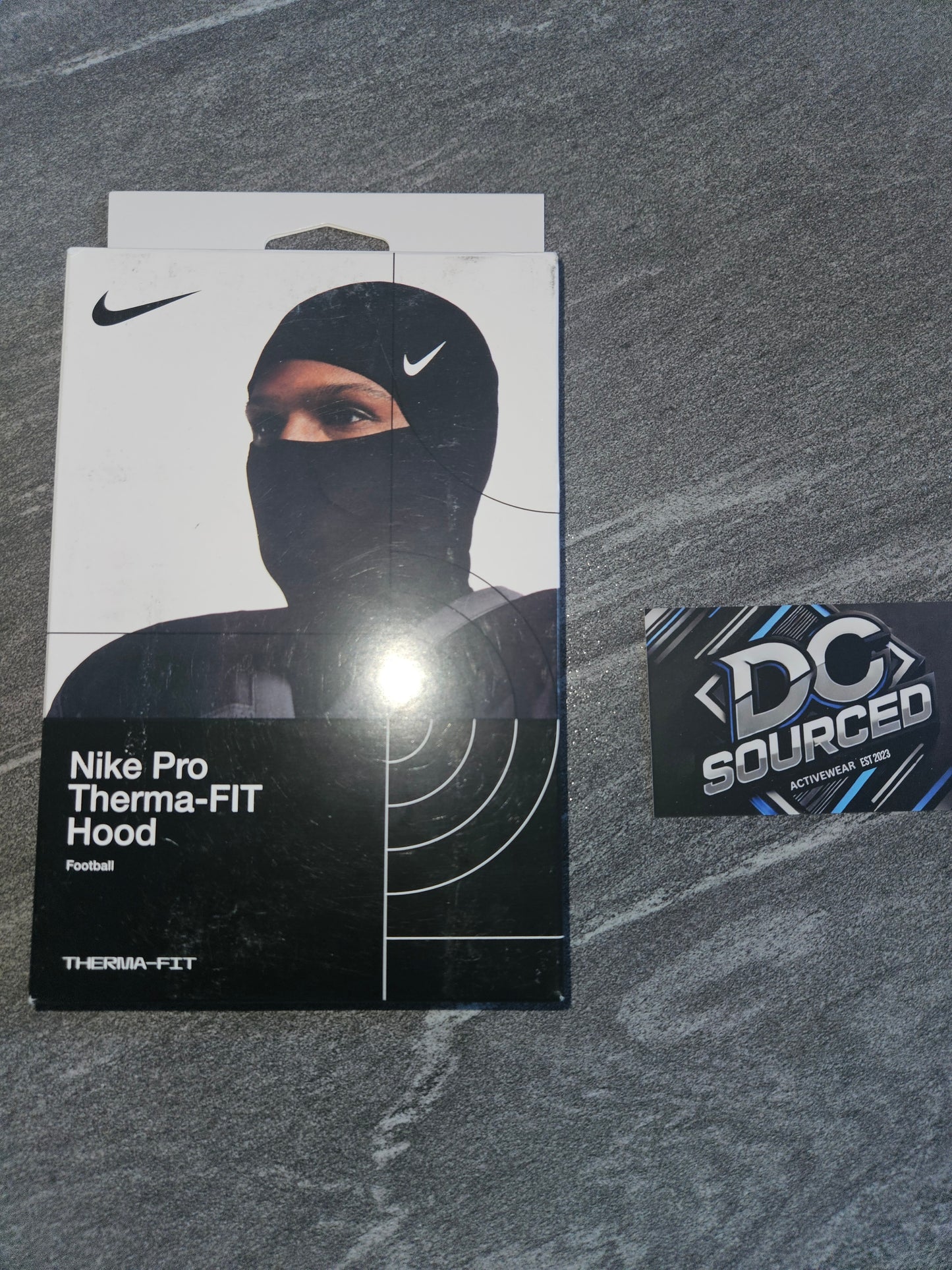 Nike pro therma-FIT Hood