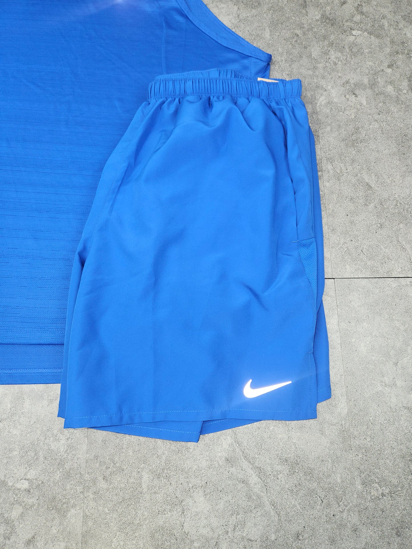 Nike royal blue miler vest set