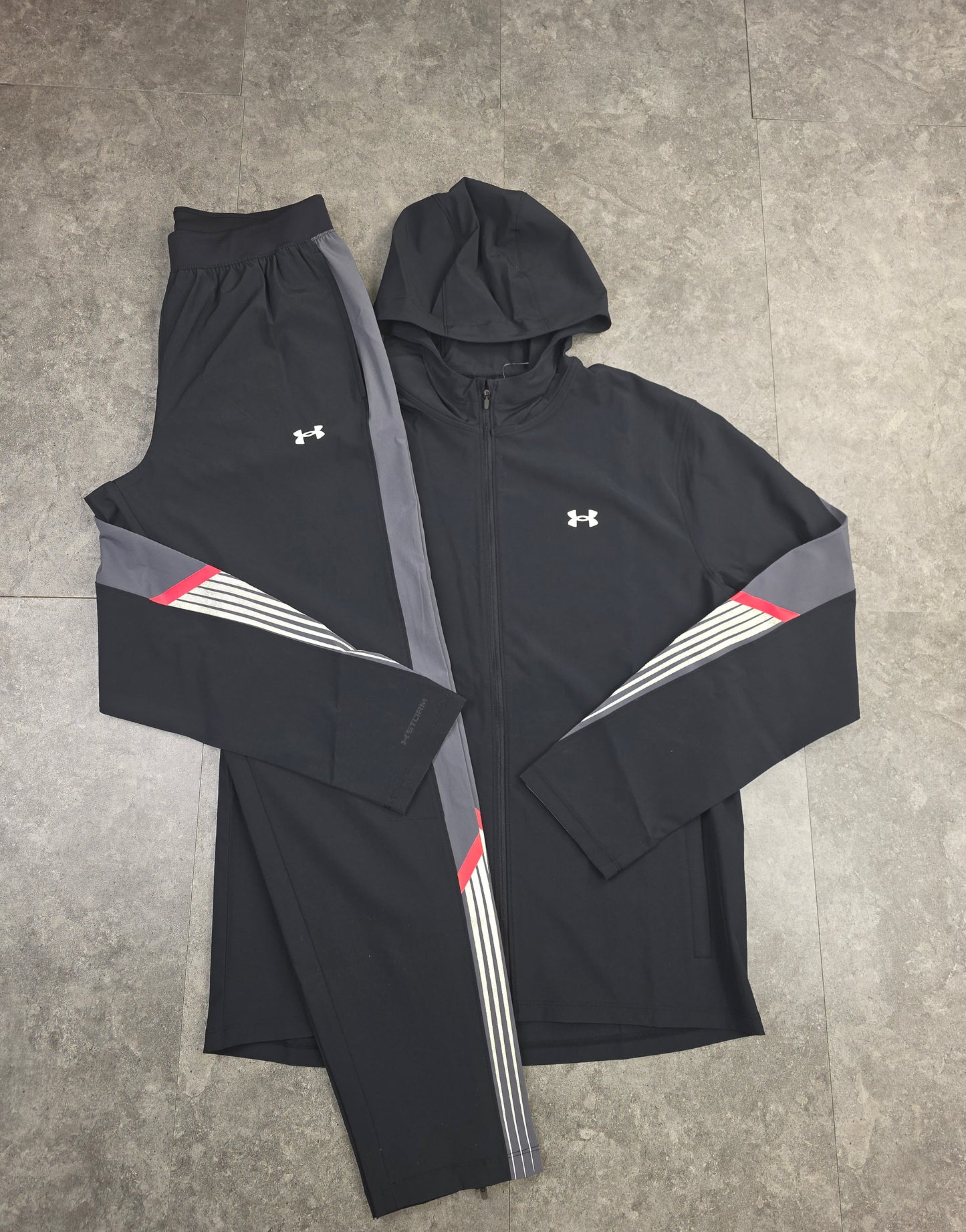 Under armour tracksuit