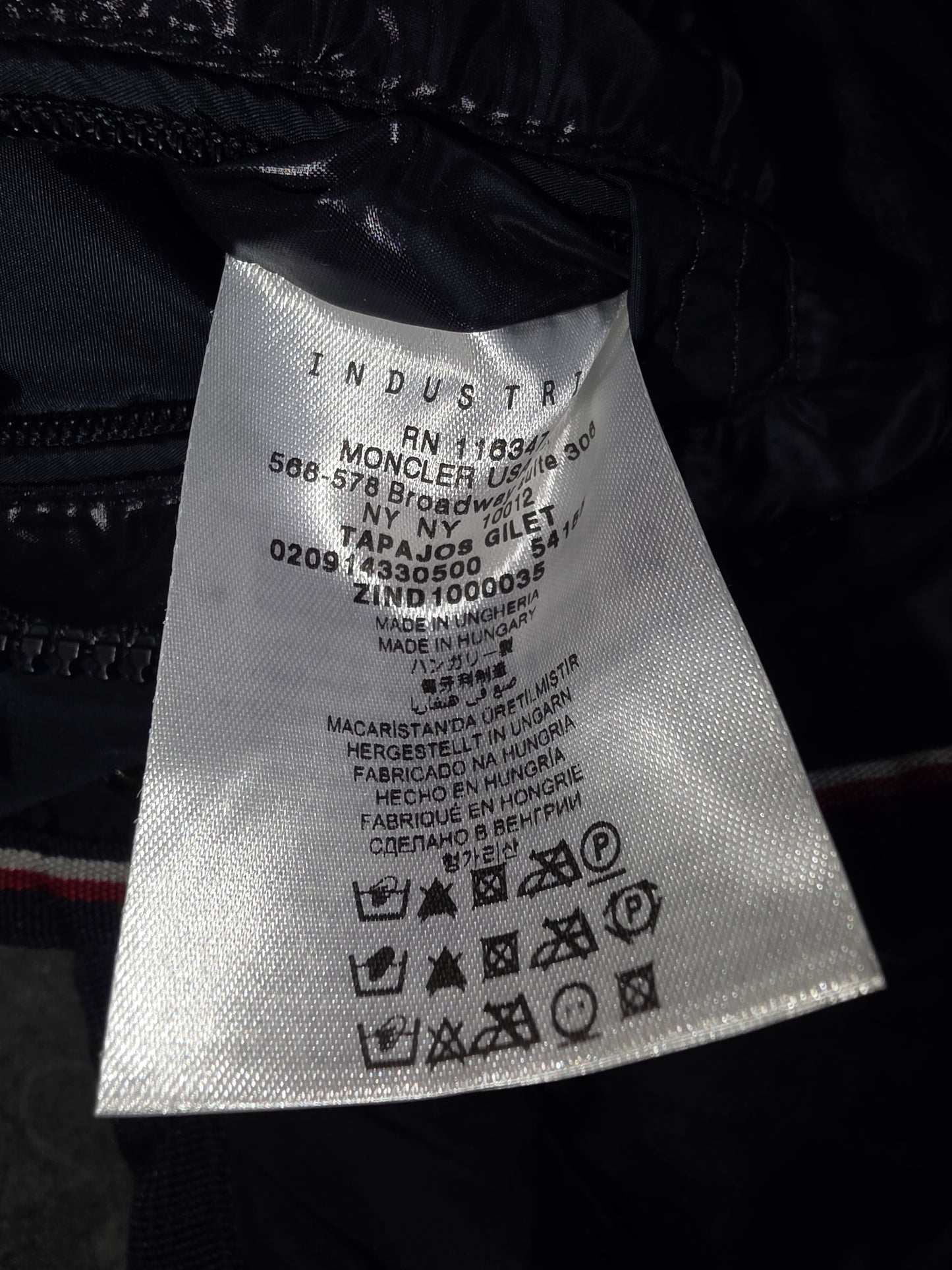 Moncler navy Tapajos gilet