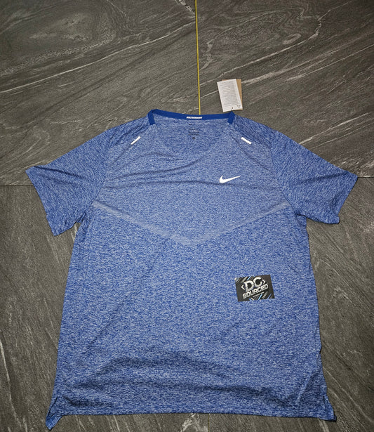 Nike V design miler.