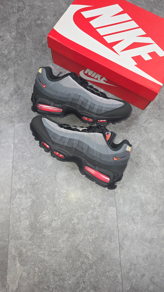 Nike 95s draculas