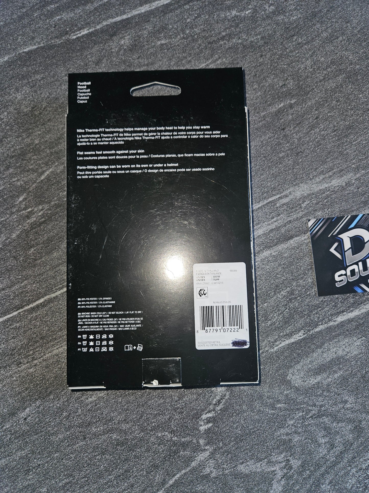 Nike pro therma-FIT Hood