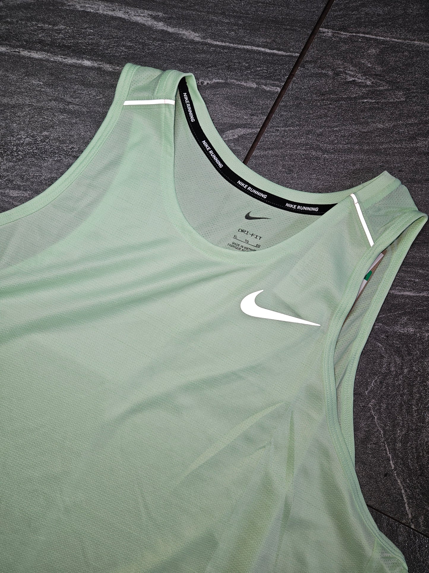 Nike Vapour Green vests