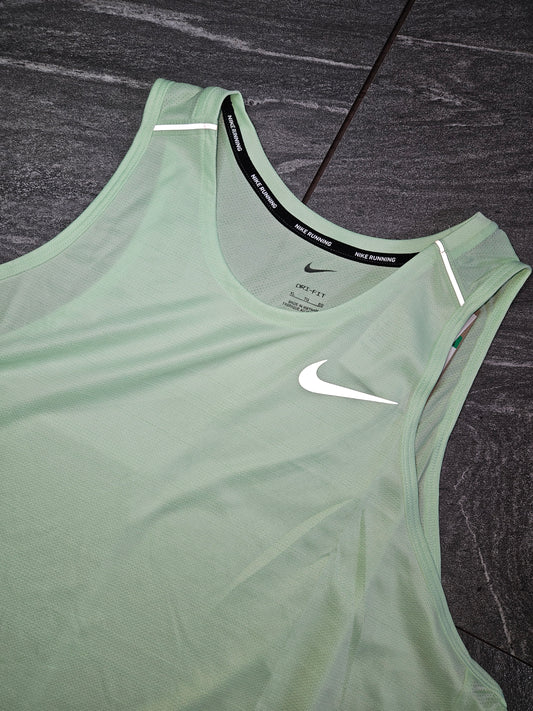 Nike Vapour Green vests