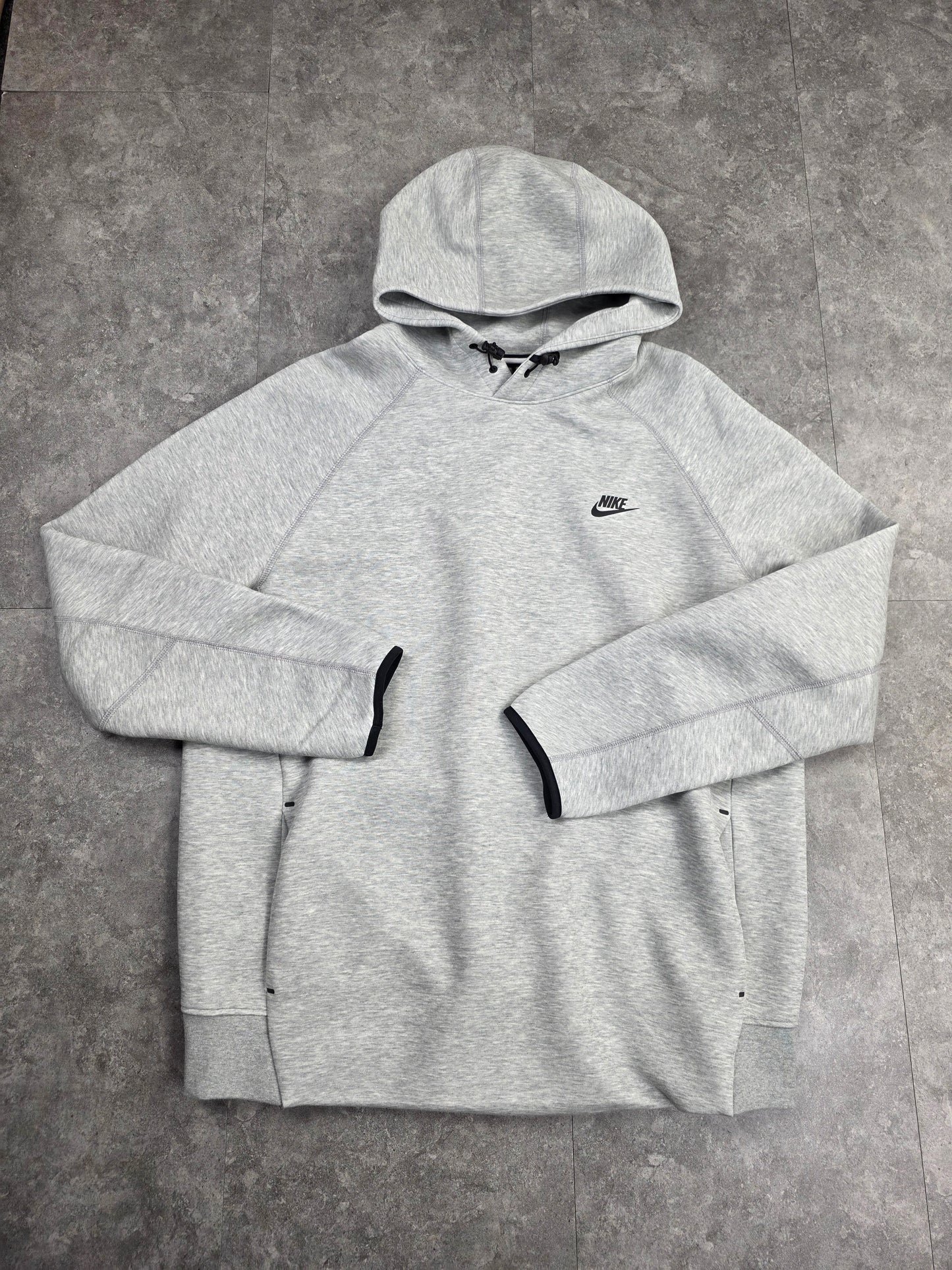 Nike pullover hoodie
