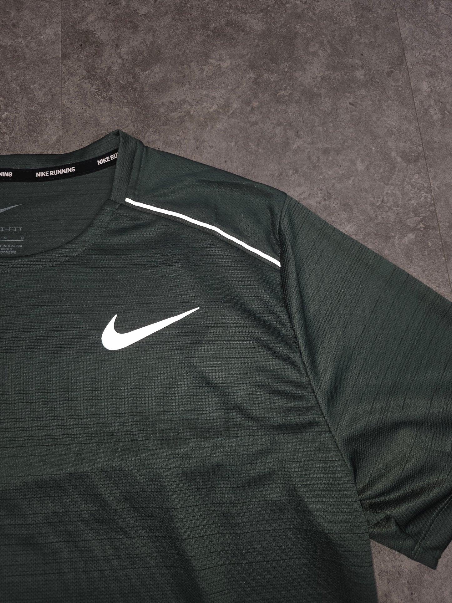 Nike vintage green miler